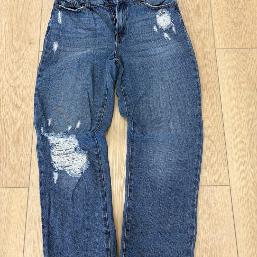 Sincerely Jules Straight Leg High Rise Classic Distressed Blue Denim. Size 3